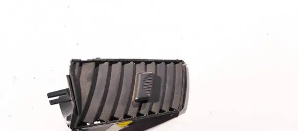 Opel Zafira B Dash center air vent grill 13145457 1000507