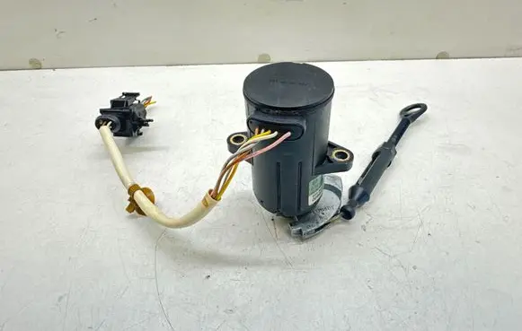 Volkswagen PASSAT B5 Accelerator pedal position sensor 0281002286 863202041 028907475AJ