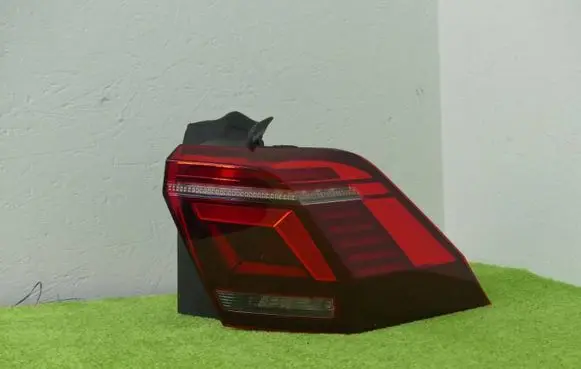 Volkswagen Tiguan Rear/tail lights 5NA945208G
