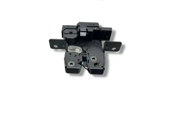 Renault Clio III Tailgate/trunk/boot lock/catch/latch 8200947699