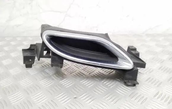 Mercedes-Benz GLC C253 Quarter panel pressure vent A2538854200