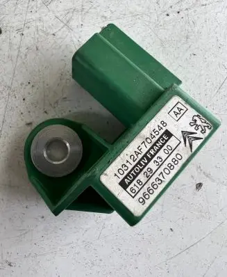 Peugeot 308 Airbag deployment crash/impact sensor 9666370880 618293300