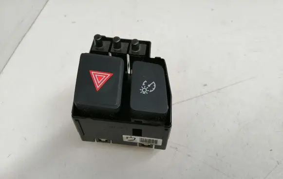 Toyota Prius+ (ZVW40) Hazard light switch 75F218 6350E73