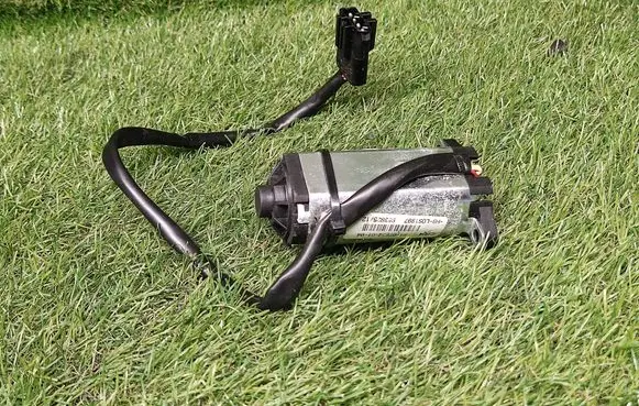 BMW 5 F10 F11 Steering column adjust motor 6788155 95382512