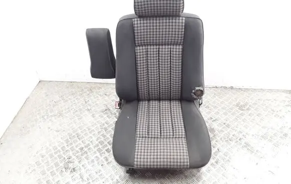 Mercedes-Benz E W124 Front driver seat 
