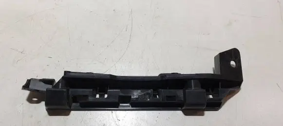 Renault Laguna III Fender mounting bracket 622200006R