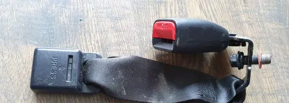 Hyundai ix35 Rear seatbelt buckle