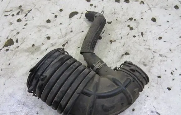Hyundai i20 (GB IB) Air intake duct part 28140-C8400