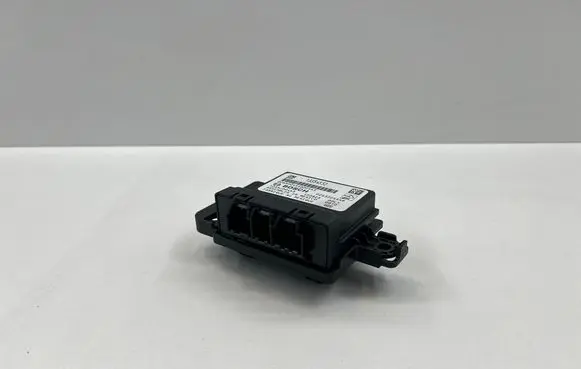 Opel Insignia A Parking PDC control unit/module 13354532