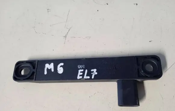 Mazda 6 Aerial antenna amplifier GS1E676N0A