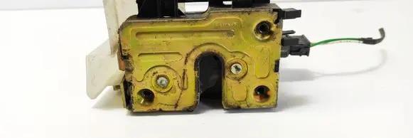 Renault Megane I Front door lock