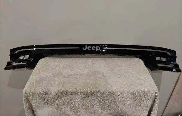 Tailgate rear/tail lights