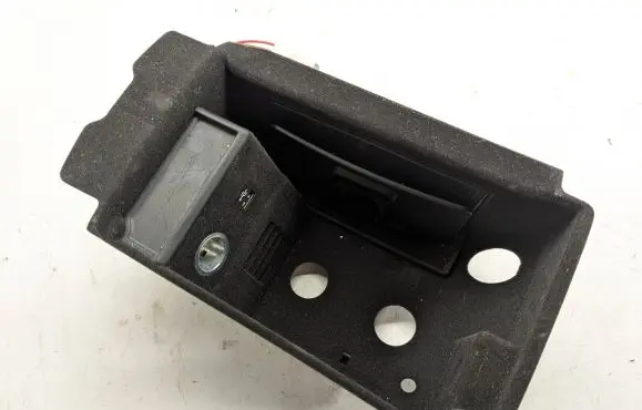 BMW 7 G11 G12 Wireless charging module 8781453 9321368