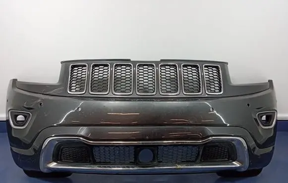 Jeep Grand Cherokee Front bumper