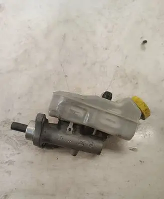 Volkswagen Transporter - Caravelle T5 Master brake cylinder 03350890271
