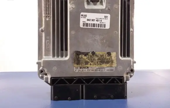 Audi A5 8T 8F Engine control unit/module ECU 8K2907401A