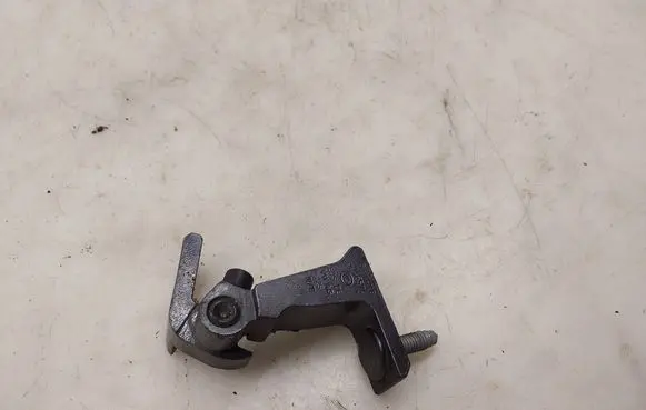 Audi A7 S7 4K8 Front door lower hinge 4K8831401B