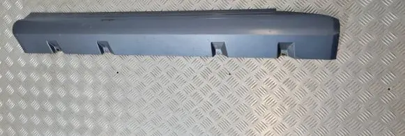 Suzuki Jimny Sill/side skirt trim 