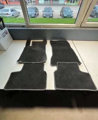 Mercedes-Benz B W247 Car floor mat set A1776805106 A1776805306 21W34