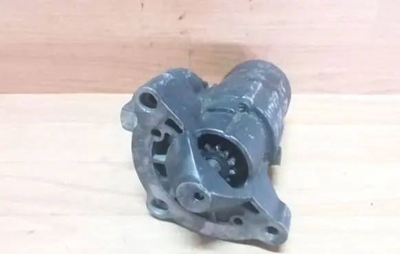 Peugeot 607 Starter motor