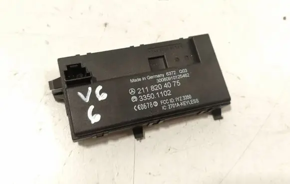 Mercedes-Benz E W211 Keyless (KESSY) go control unit/module 2118204075 30060910125462 33501102