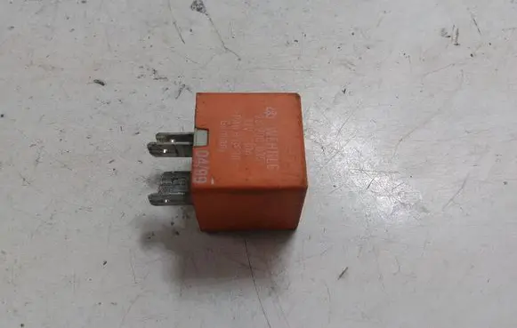 Mercedes-Benz Vito Viano W638 Other relay 22200035