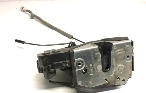 BMW 3 E46 Front door lock 8196031
