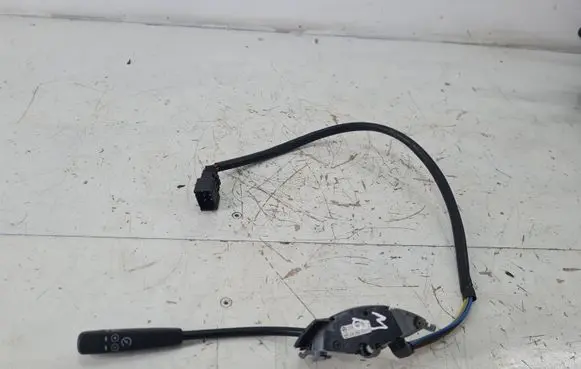 Mercedes-Benz E W210 Cruise control switch 21054002
