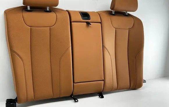BMW 2 G42 Rear seat 
