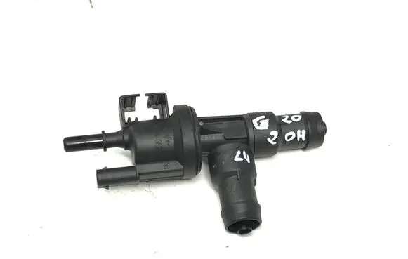 BMW 3 G20 G21 Valve vacuum 7643106 0280142544