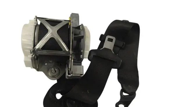 BMW 3 F30 F35 F31 Front seatbelt 34107541