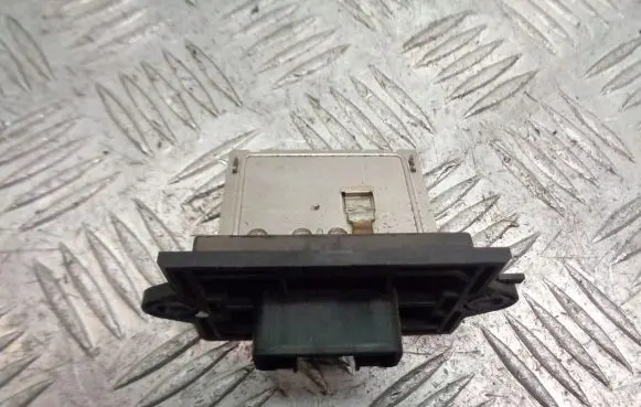 Nissan Micra Heater blower fan relay 