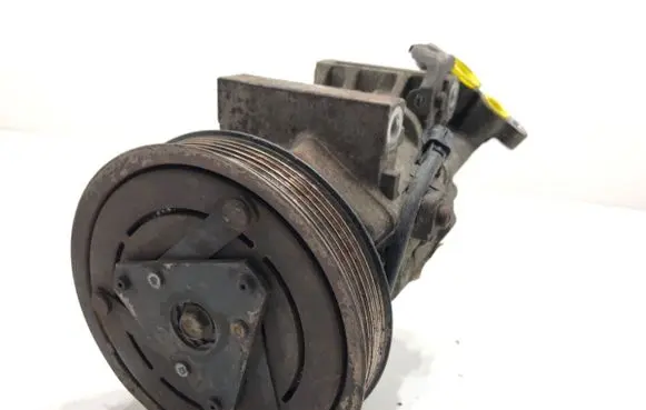 Dacia Dokker Air conditioning (A/C) compressor (pump) 926009154R