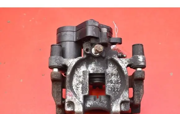 Ford Mondeo MK IV Rear brake caliper 