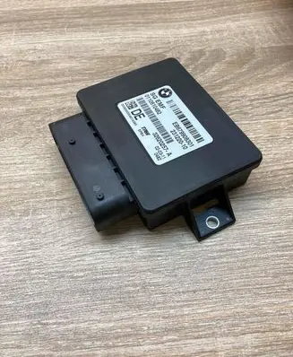 BMW 5 F10 F11 Hand brake control module 6799083 231220