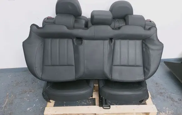 Seat set