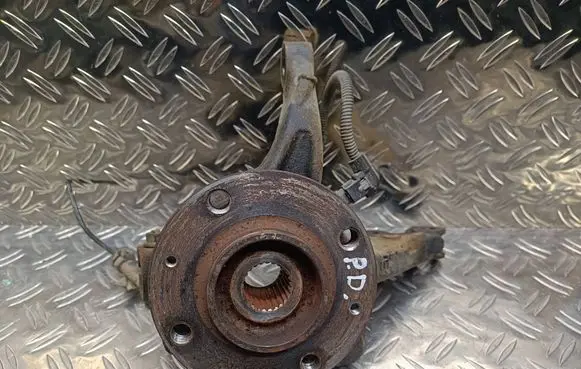 Citroen C4 III e-C4 Front wheel hub