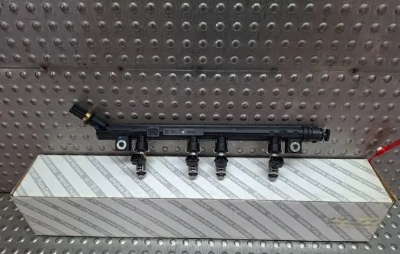 Fiat 500 Fuel main line pipe S26337907 55195806