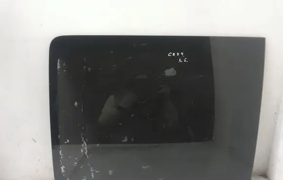 Volkswagen Caddy Side middle window/glass 43R001583