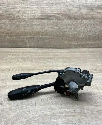 Mercedes-Benz E W211 Indicator stalk A1715402245 A1715402445