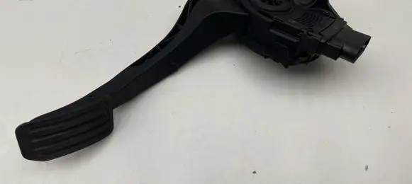 Ford Galaxy Accelerator throttle pedal 6G929F836LD