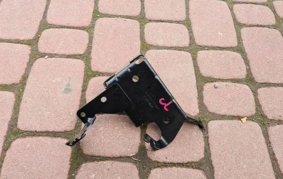 Renault Clio IV ABS pump bracket 478405541R
