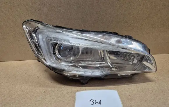 Subaru Levorg Headlight/headlamp 