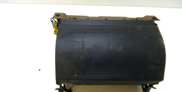 Chrysler 300M Passenger airbag