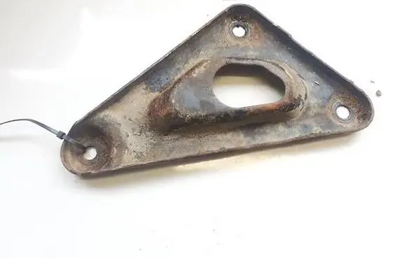 Opel Astra H Engine mounting bracket