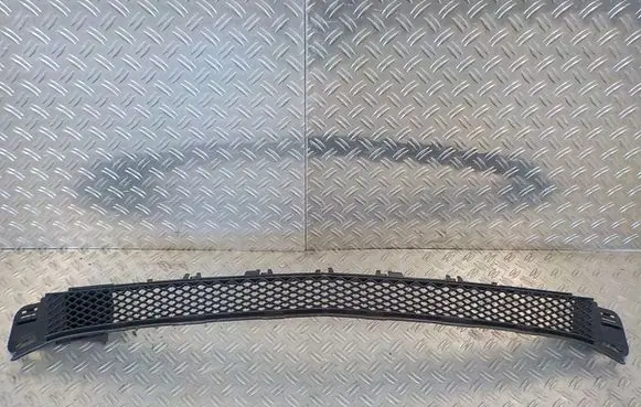 Mercedes-Benz E W213 Front bumper lower grill A2138852703