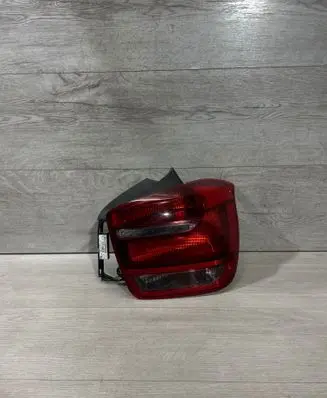 BMW 1 F20 F21 Rear/tail lights 7270098 90006571