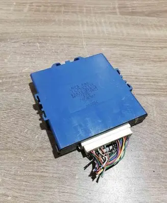 Toyota Corolla Verso AR10 Combustion control unit/module 896180F020 MB1238009021