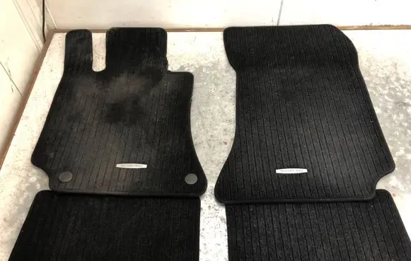 Mercedes-Benz E W212 Car floor mat set A2126802748BILI A2126802748 A2126840603