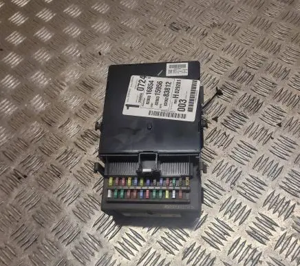 Renault Espace - Grand espace IV Fuse module 8200315956 10052662 216743439C